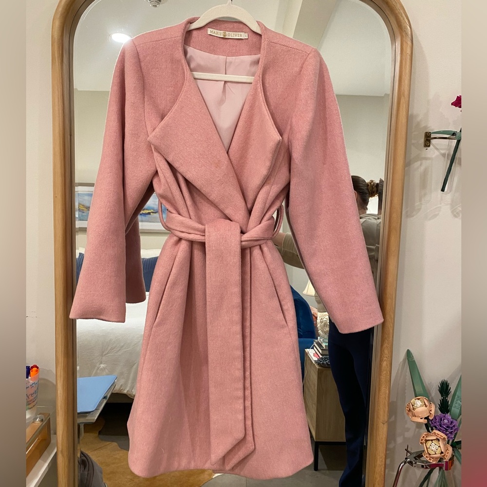 Marie Óliver Women’s pink wool wrap coat